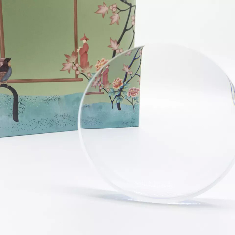 1,74 halvfärdig enkelseende lins